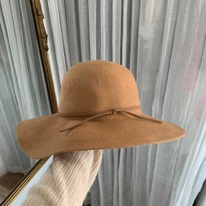 Wool Camel Hat